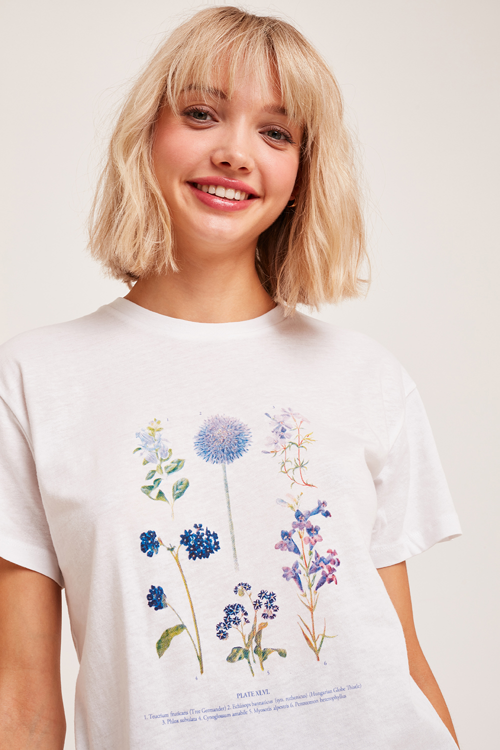 Camiseta over flores