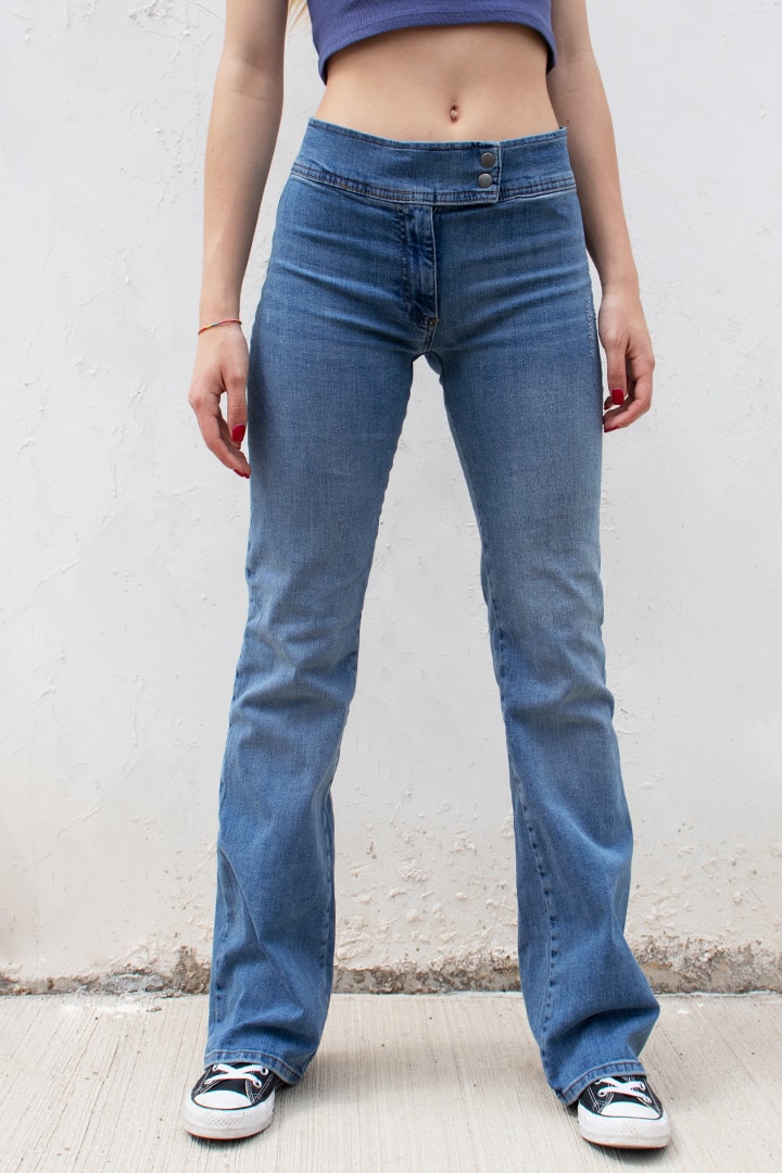 Jeans low waist doble botón