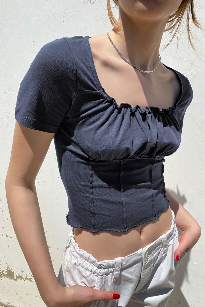 T-shirt corset